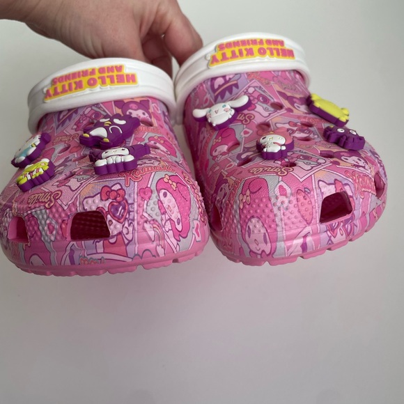 NWOT Crocs x Hello Kitty and Friends Classic Clogs, Size W9, M7 - Picture 3 of 10